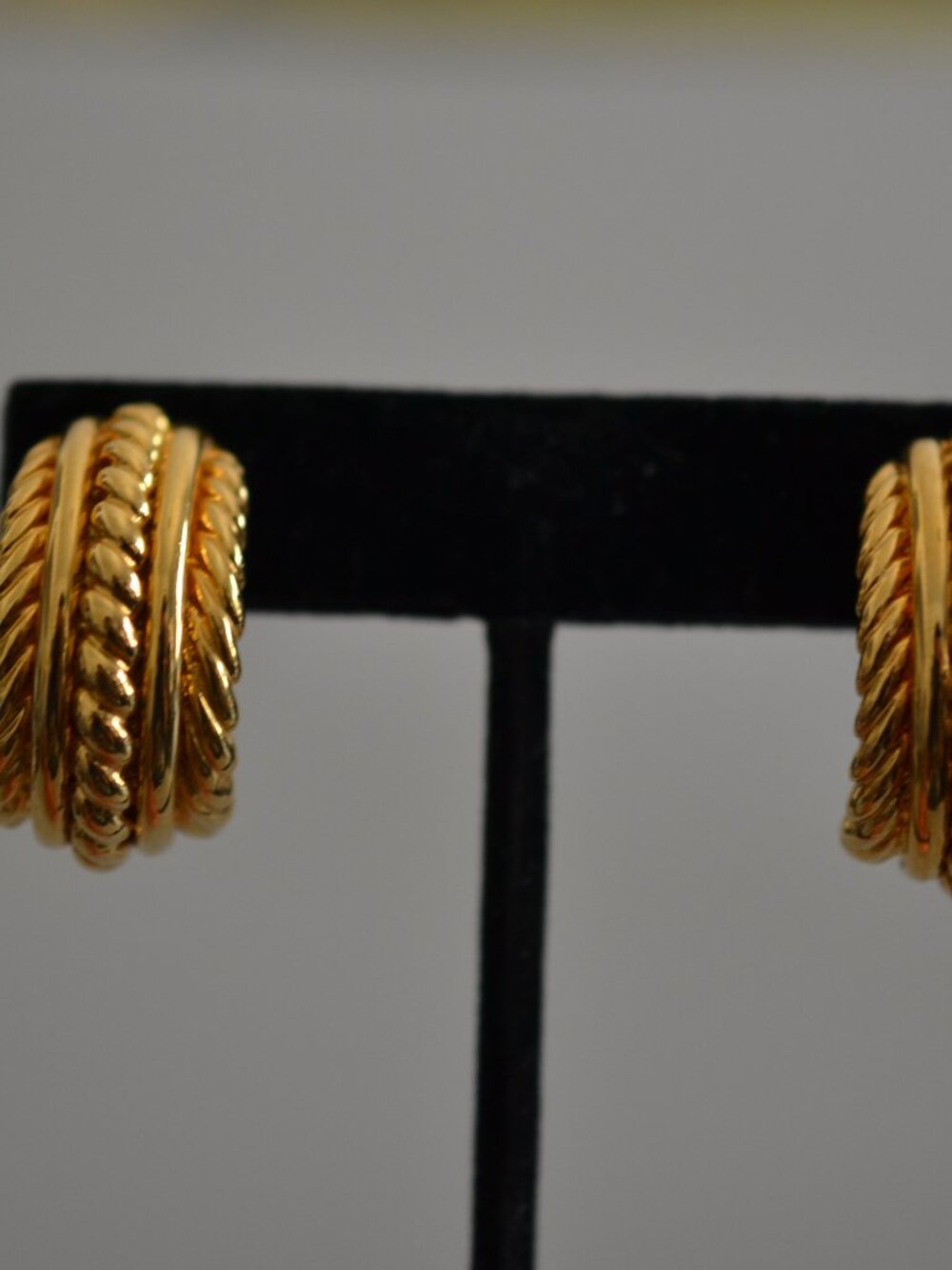 Vintage St. John Signed Gold Tone Braided Clip-On Earrings 1"